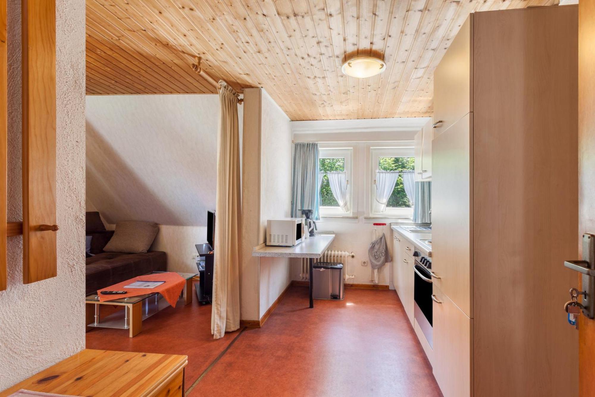 Ferienwohnungen Lindenhof 维林根 外观 照片